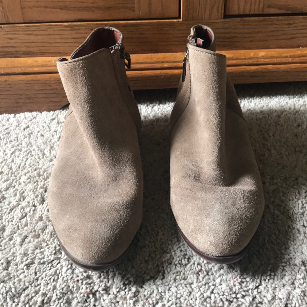 Ankle boots